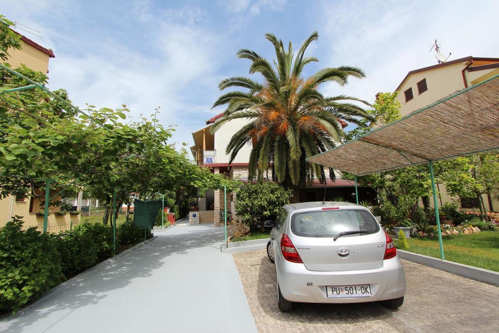 Apartments Goga Rovigno Esterno foto