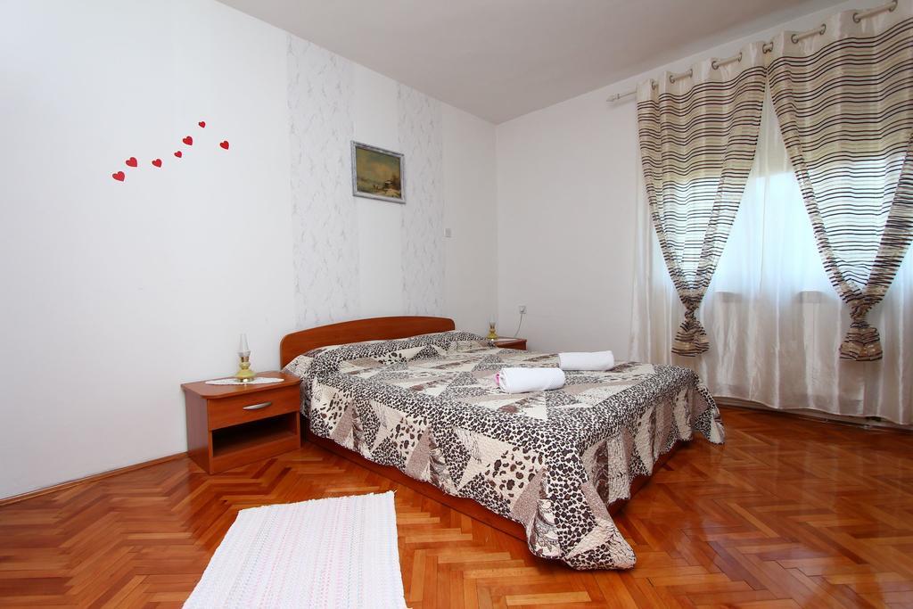Apartments Goga Rovigno Esterno foto